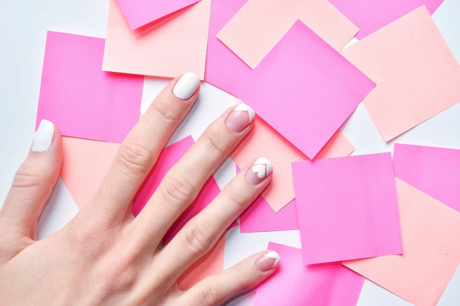 Bold French Tip Nail Art Trends