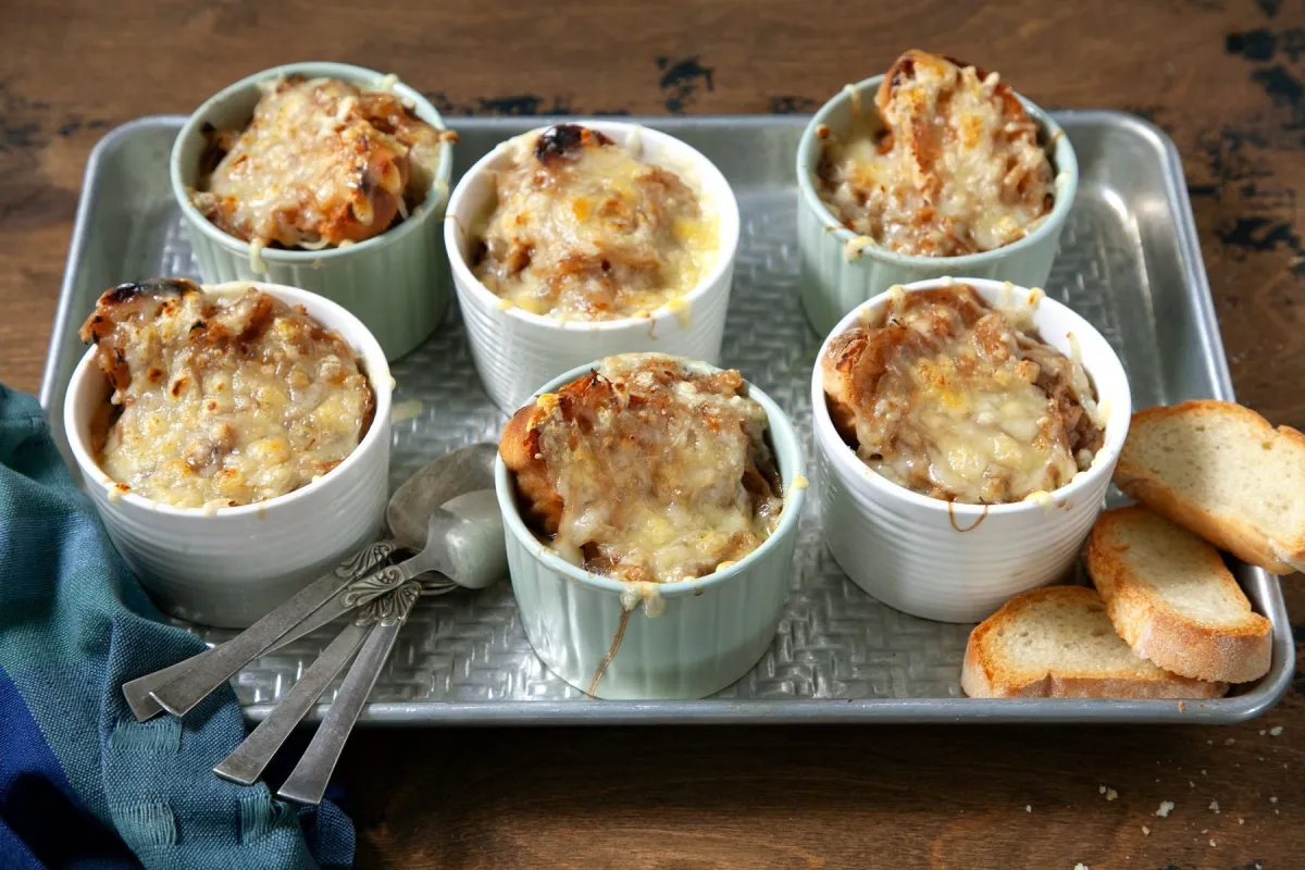 Classic French Onion Soup Recipe