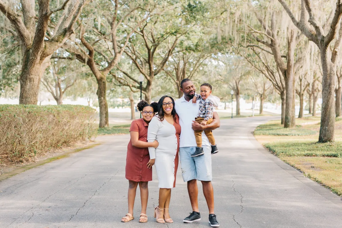 Family Photo Outfit Coordination Tips